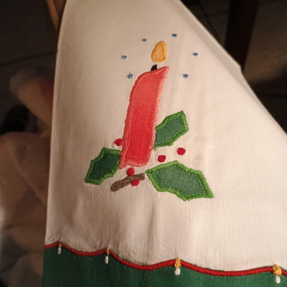 Vintage Lillian Vernon Set of Four Fingertip Towels Christmas Holiday